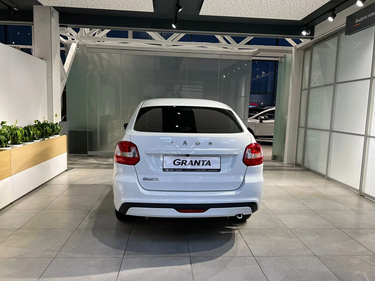 Lada Granta Лифтбек в ваш город - фото №4