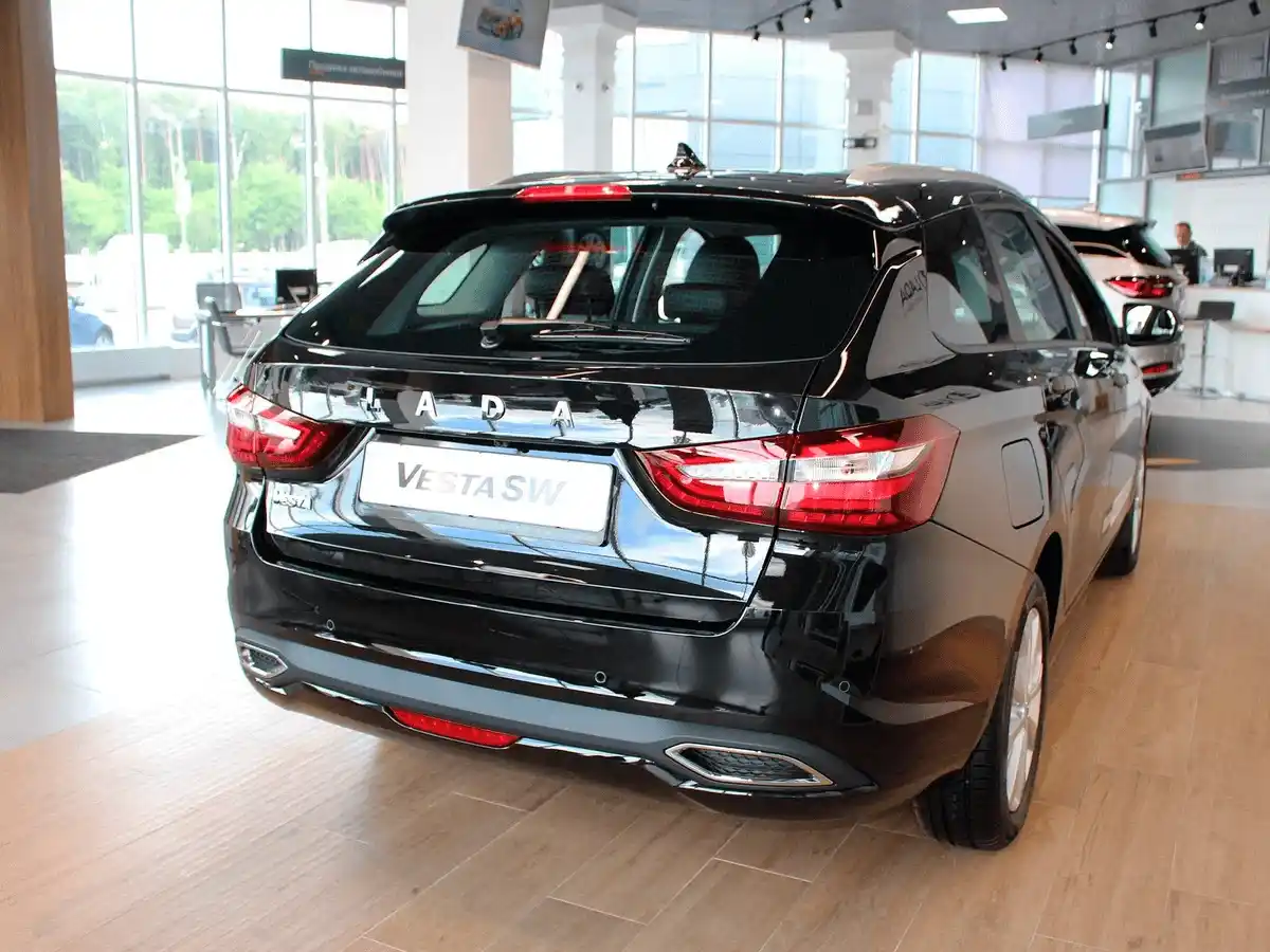 Lada Vesta SW в ваш город - фото №4